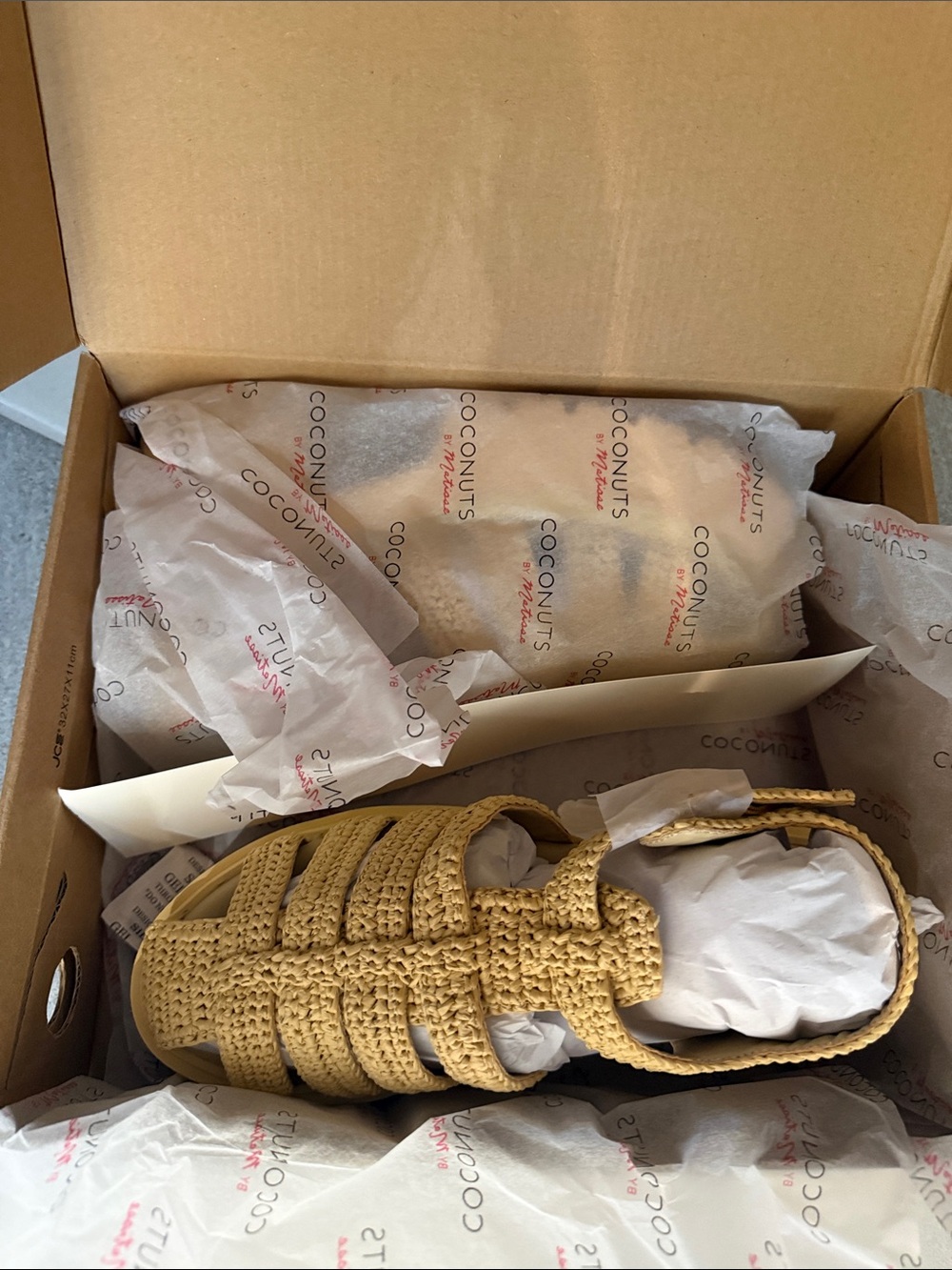 Coconuts by Matisse Woven fisherman sandals